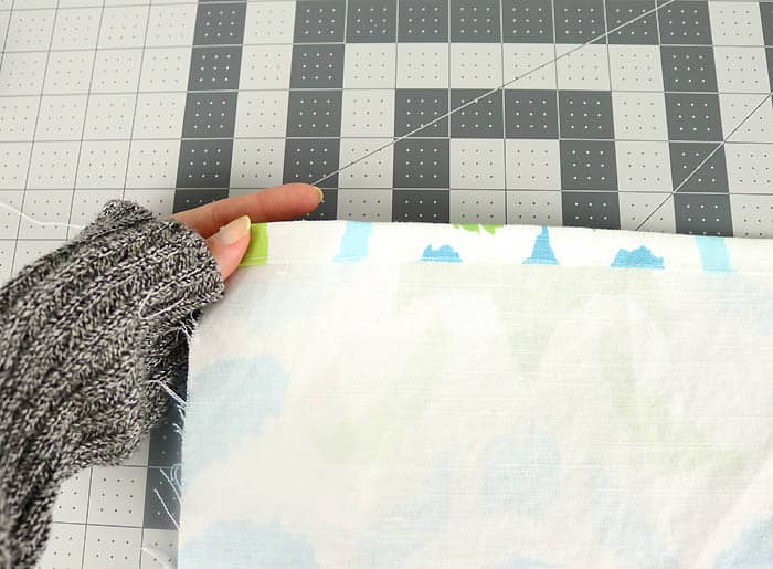 How to Sew an Envelope Pillow- video tutorial included!