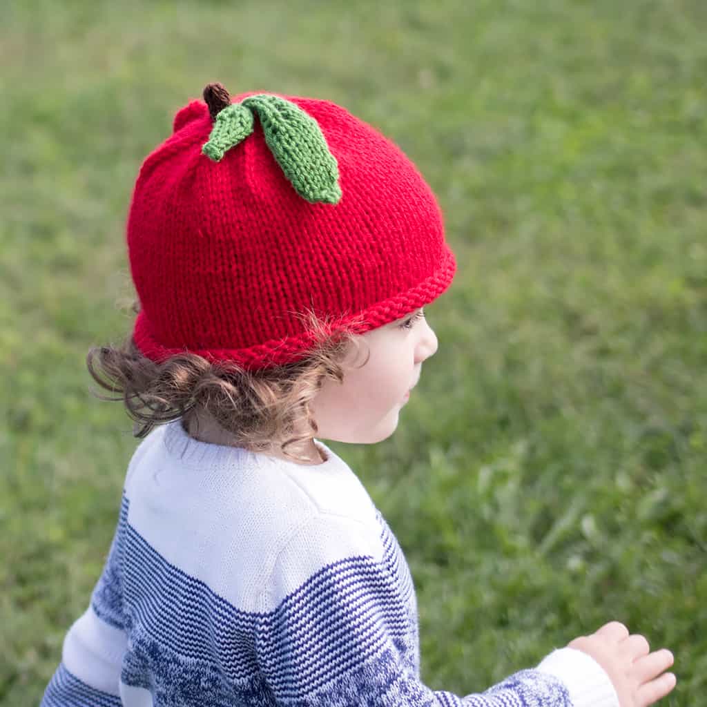 Apple Hat Knitting Pattern