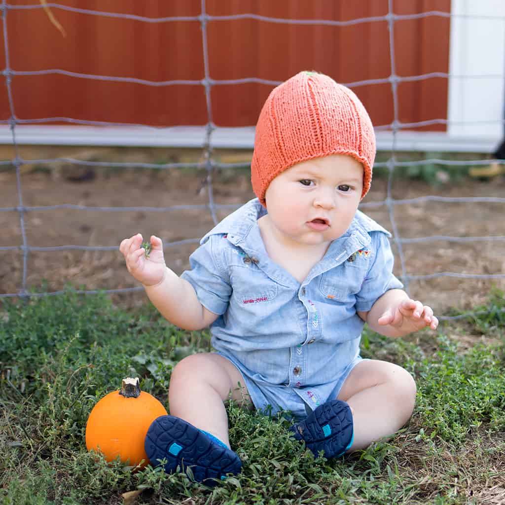 Baby Pumpkin Hat Knitting Pattern- Easy & Adorable!