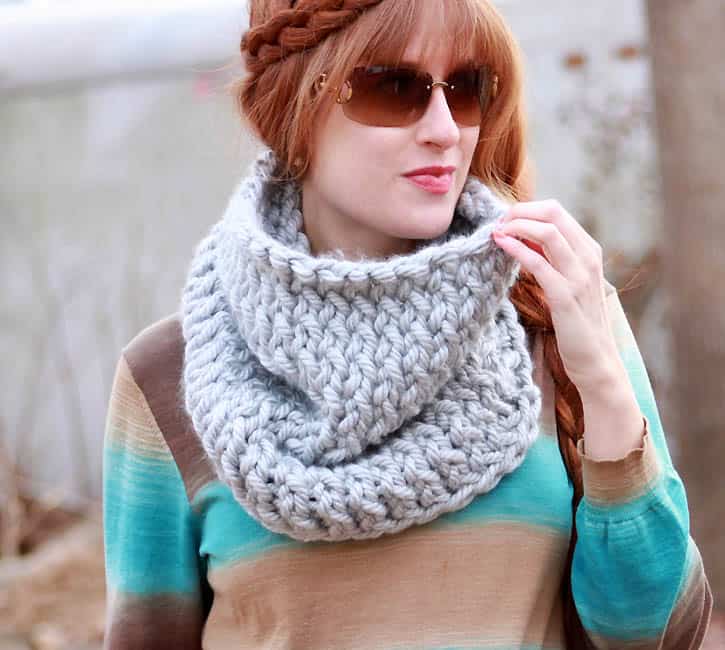 Super Chunk Cowl [knitting pattern]