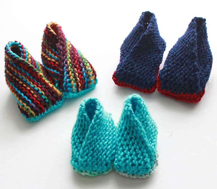 Crossover Booties Knitting Pattern