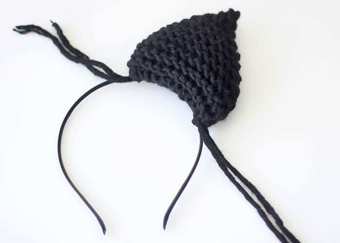 Halloween Cat Ear Headband [knitting pattern]