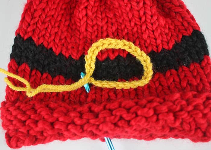 Santa's Belt Buckle Hat Baby Free Knitting Pattern