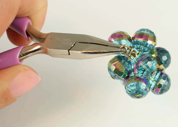 How to Turn Loose Beads into Cluster Pendants