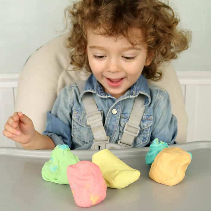 Play Dough DIY- Stays Soft for Months!