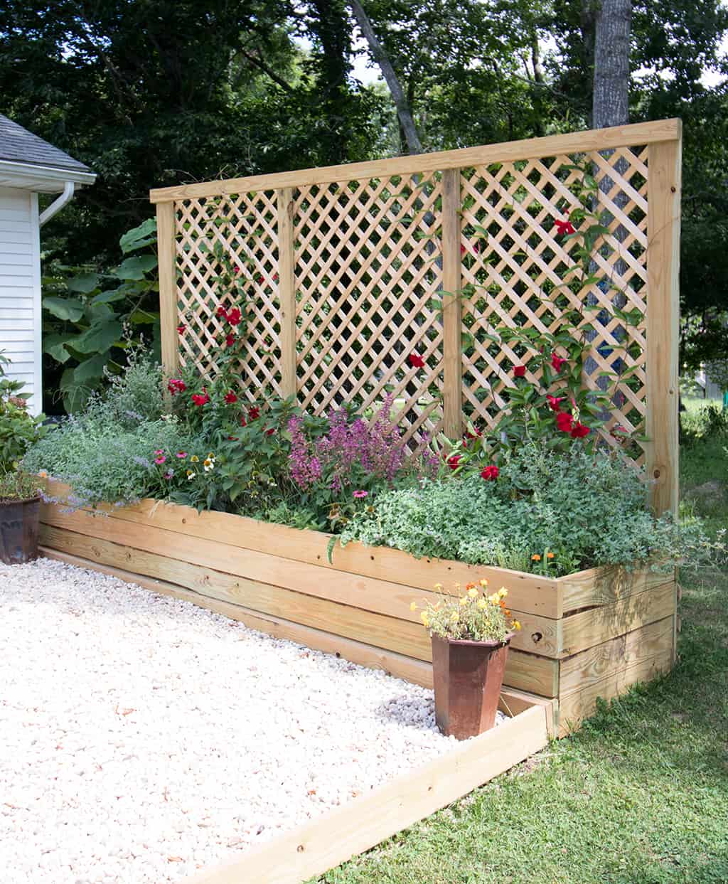 Beautiful and Affordable DIY Lattice Fence Topper