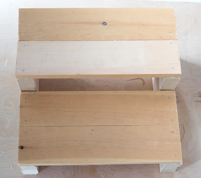 Kid's Wood Step Stool DIY