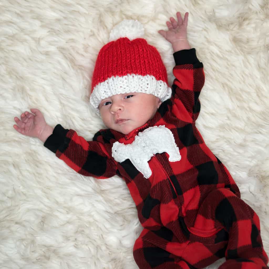 Easy Newborn Santa Hat Knitting Pattern