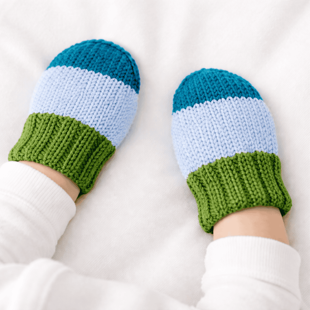 Easy Flat Knit Baby Mitts Pattern (Beginner-Friendly on Straight Needles)