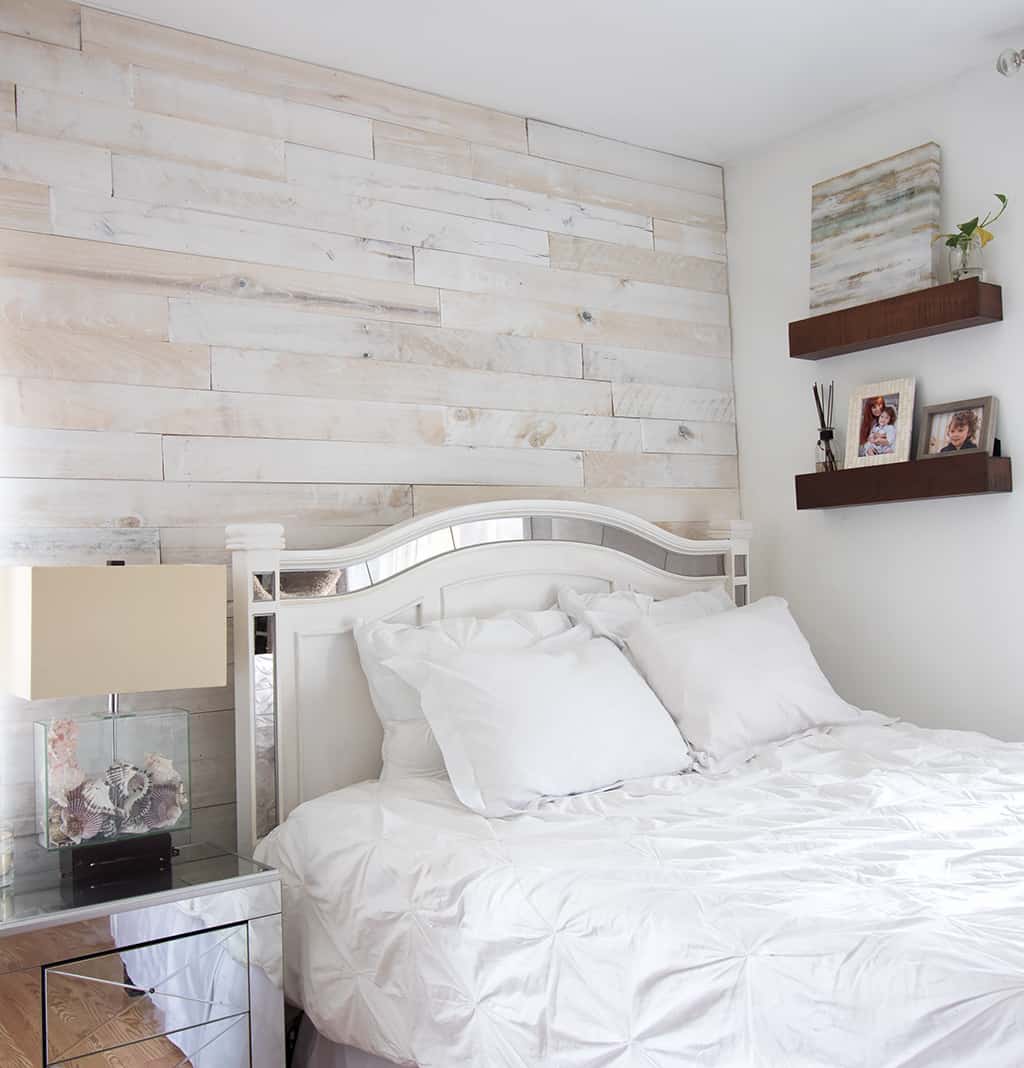 Weathered Plank Wall DIY