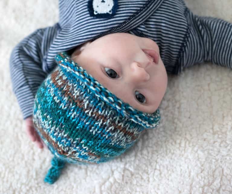 Knot Top Baby Hat Knitting Pattern (Quick & Beginner-Friendly Baby Beanie on Double-Pointed Needles)