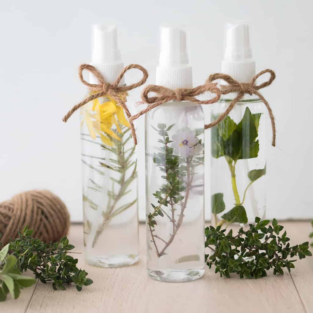 How to Make Essential Oil Room and Linen Spray