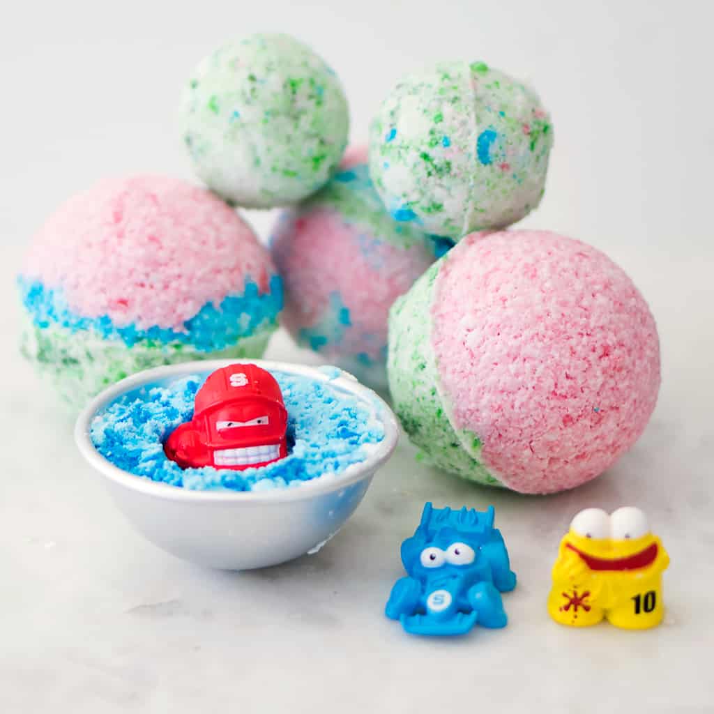 How to Make Bath Bombs with Prizes Inside- great gift for kids!