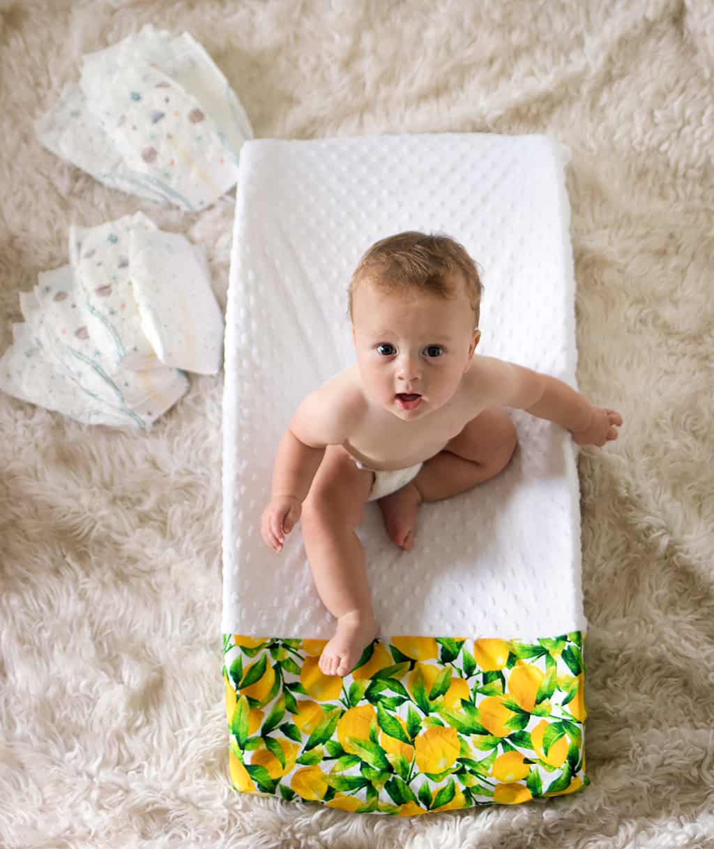 How to Sew a Contoured Changing Pad Cover 