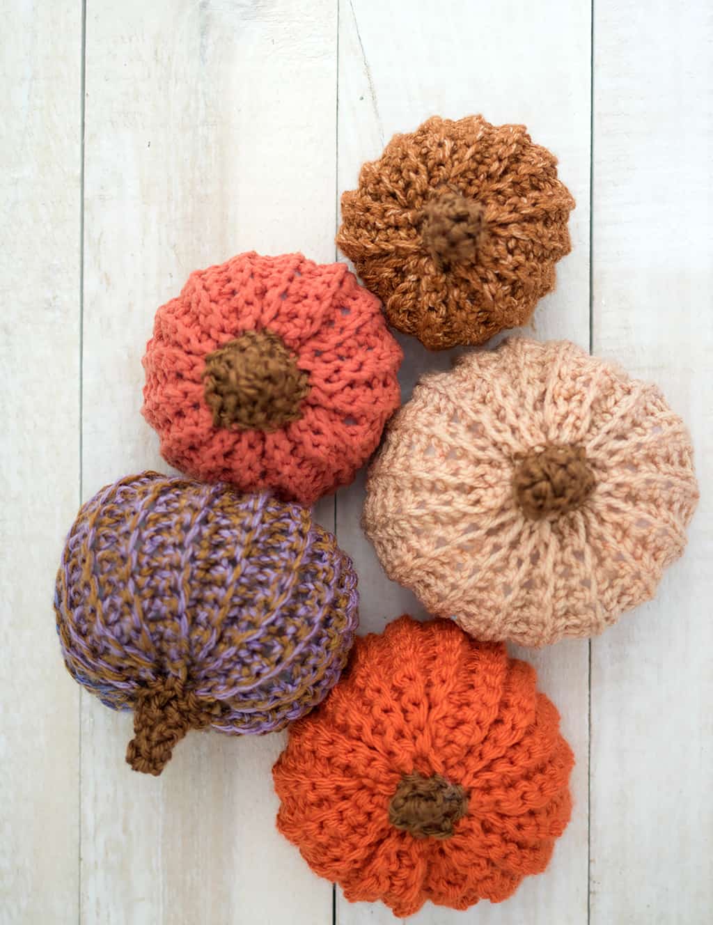 How to Crochet a Pumpkin - the Easy Way!