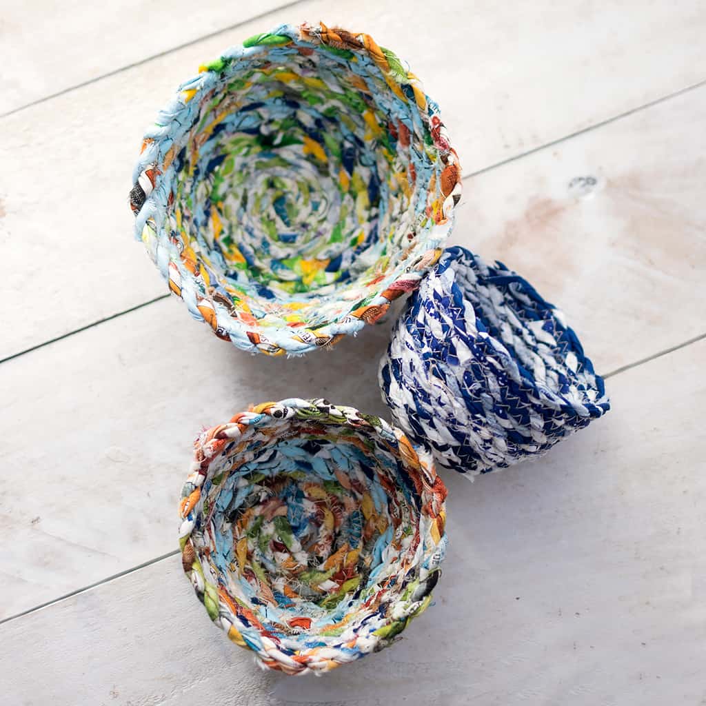 Upcycled Life: Fabric scrap bowls