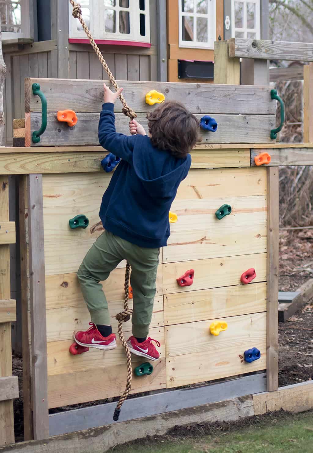 Easy DIY Kids Climbing Wall for a Treehouse