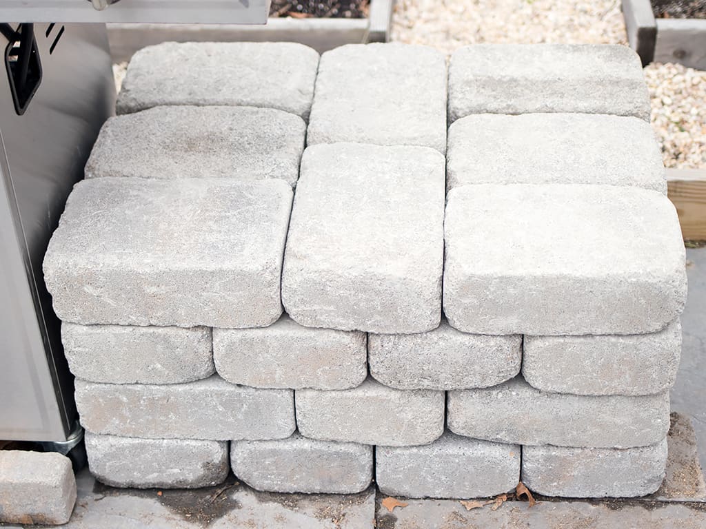 How to Build an Easy Stone Grill Surround