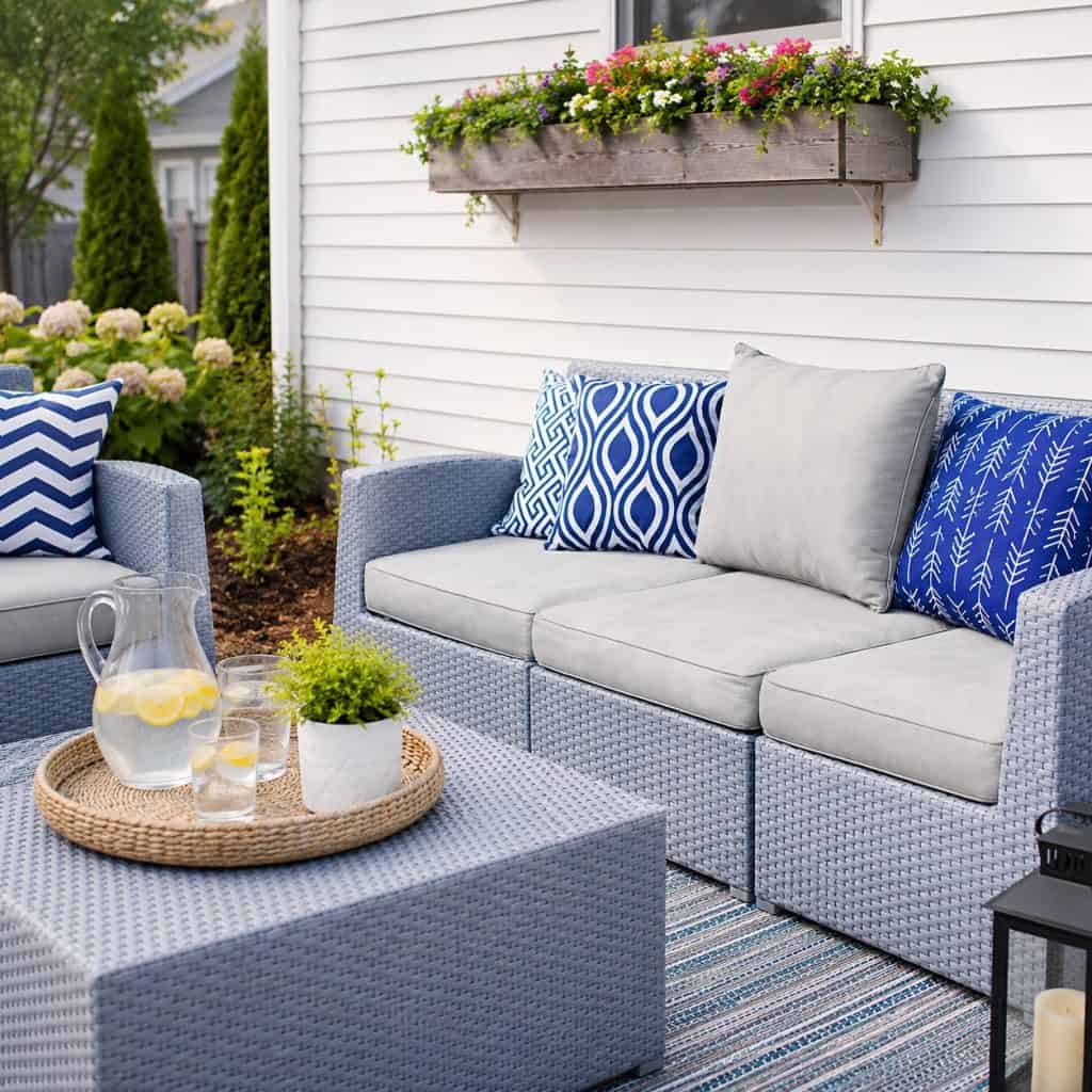 How to Paint Patio Cushions (An Easy Budget-Friendly Outdoor Makeover That Actually Lasts)