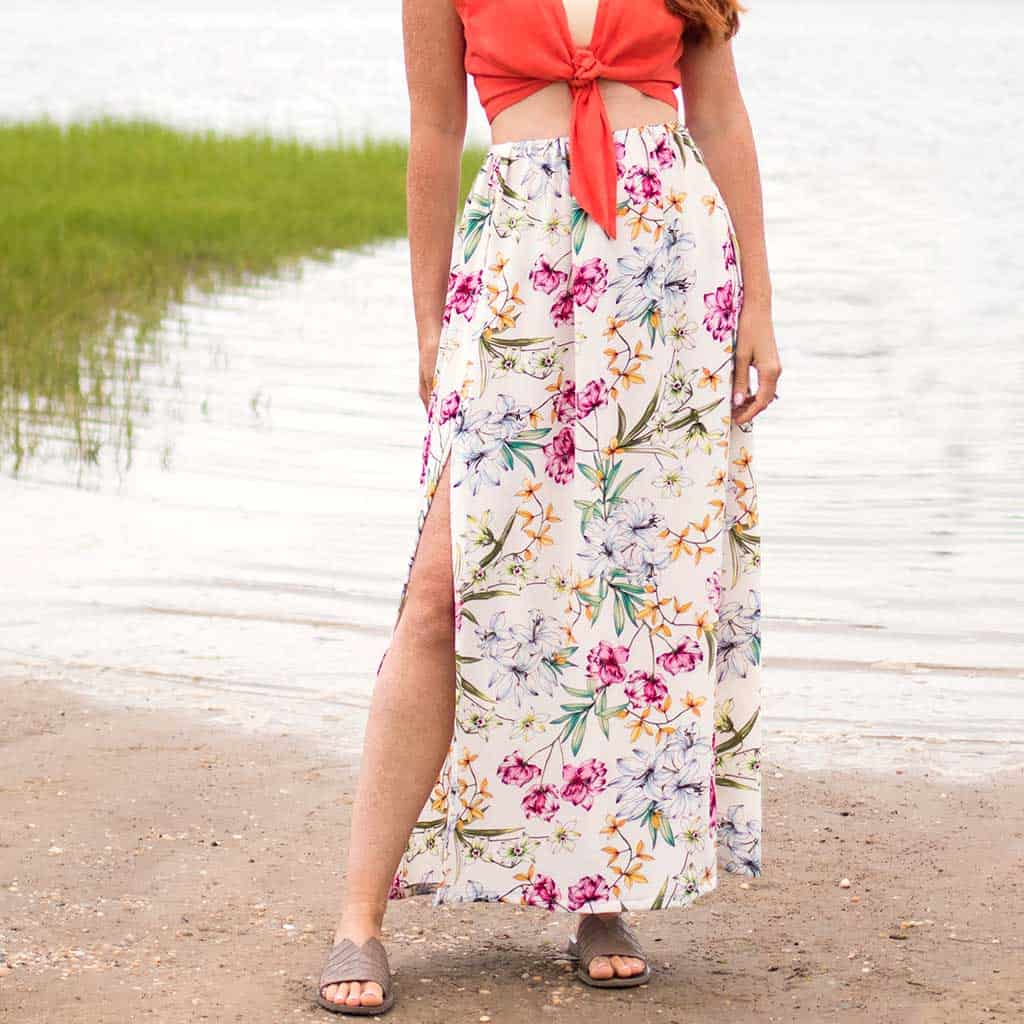 How to Sew a Side Slit Skirt- No Pattern Necessary 