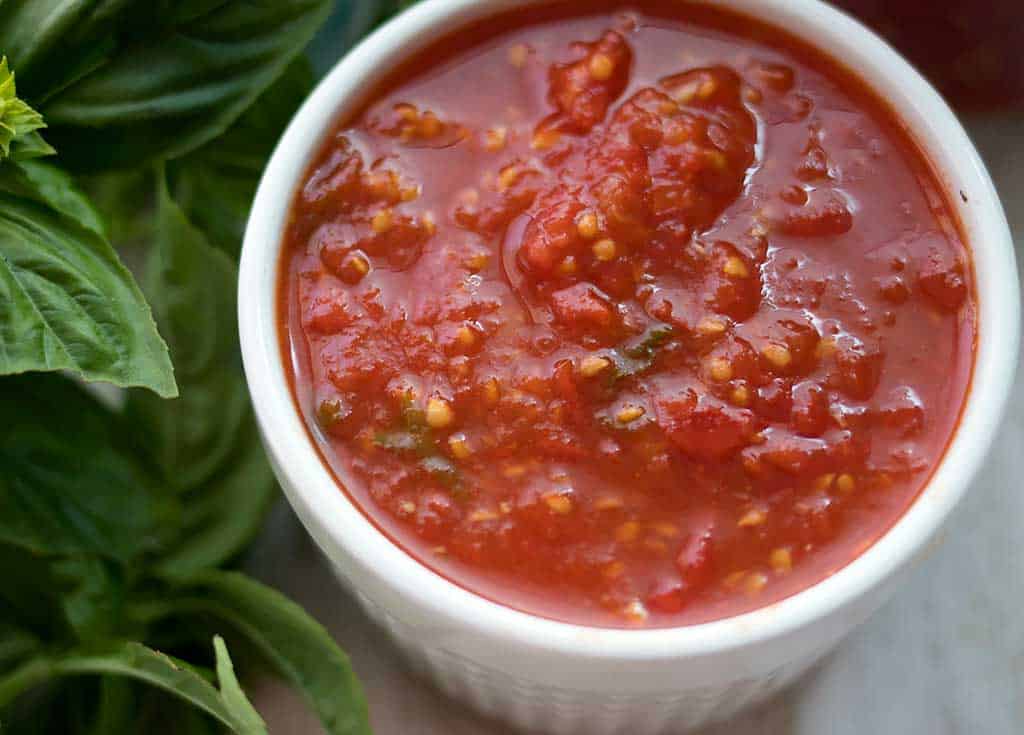 Easiest Fresh Tomato Sauce No Peeling