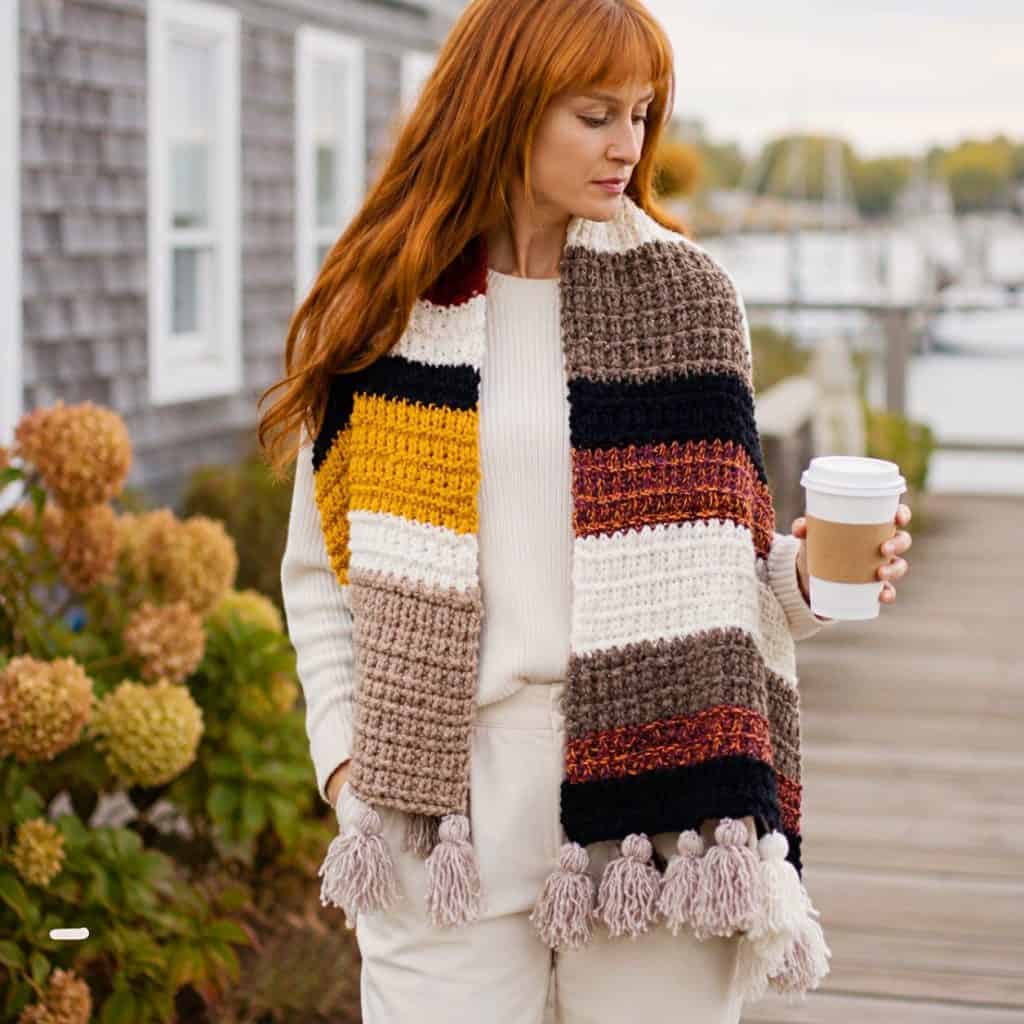 Easy Scrap Yarn Scarf Knitting Pattern (Bulky Yarn Beginner Project)