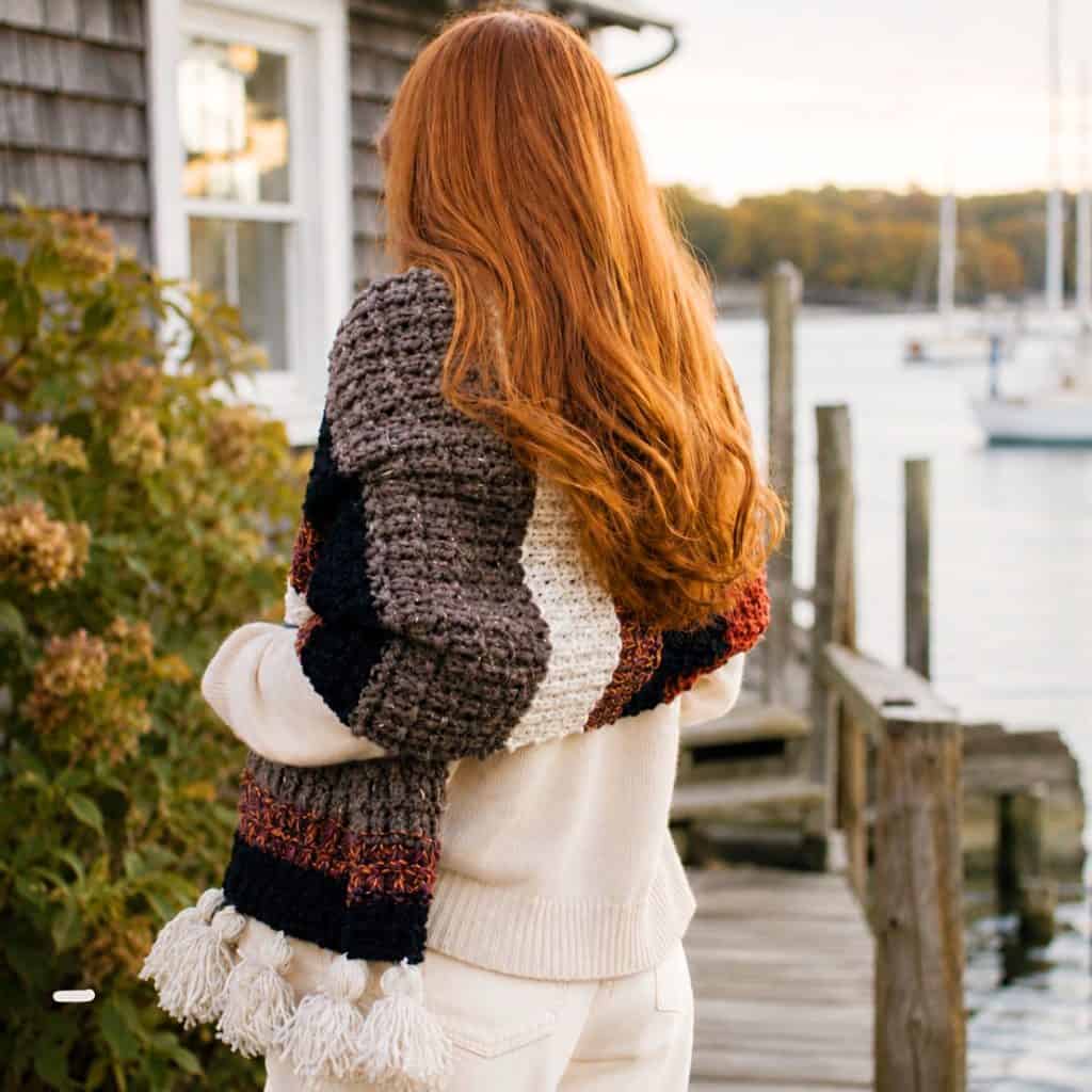 Easy Scrap Yarn Scarf Knitting Pattern (Bulky Yarn Beginner Project)