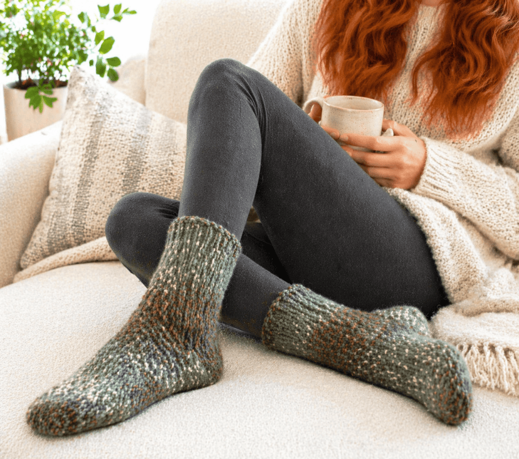 Easy Slipper Socks Knitting Pattern (Beginner-Friendly + Knit Flat on Straight Needles)