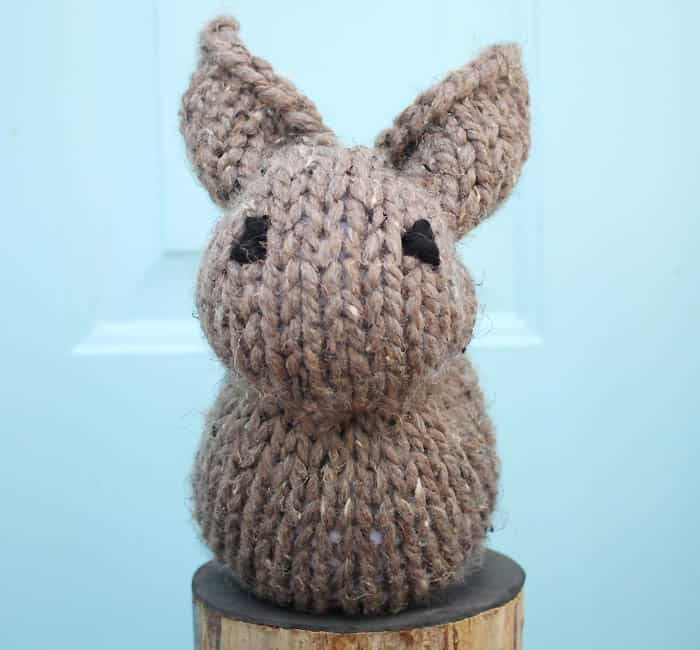 One Square Stuffed Bunny Knitting Pattern