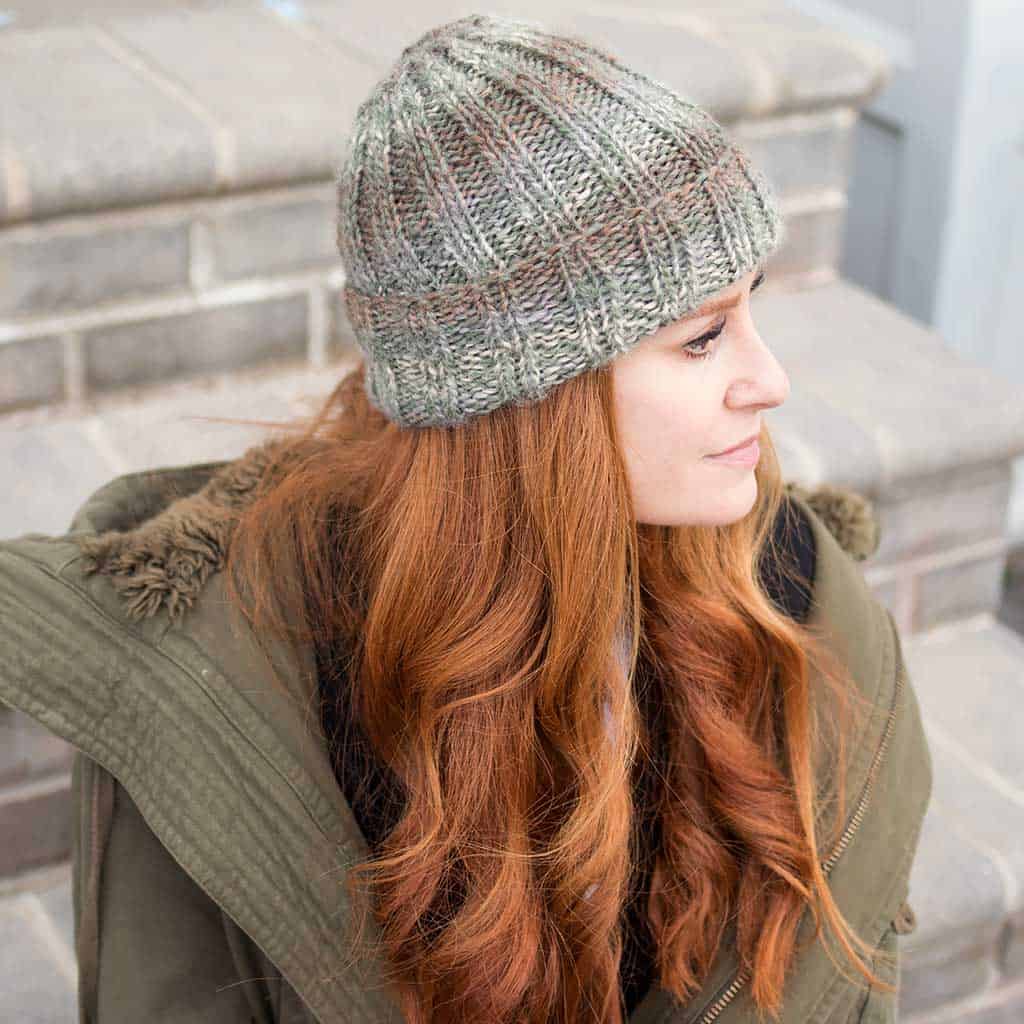 Flat Knit Hat Free Knitting Pattern- perfect for beginners!