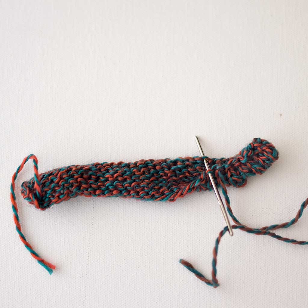 Easy Flat Knit Plush Cat Knitting Pattern
