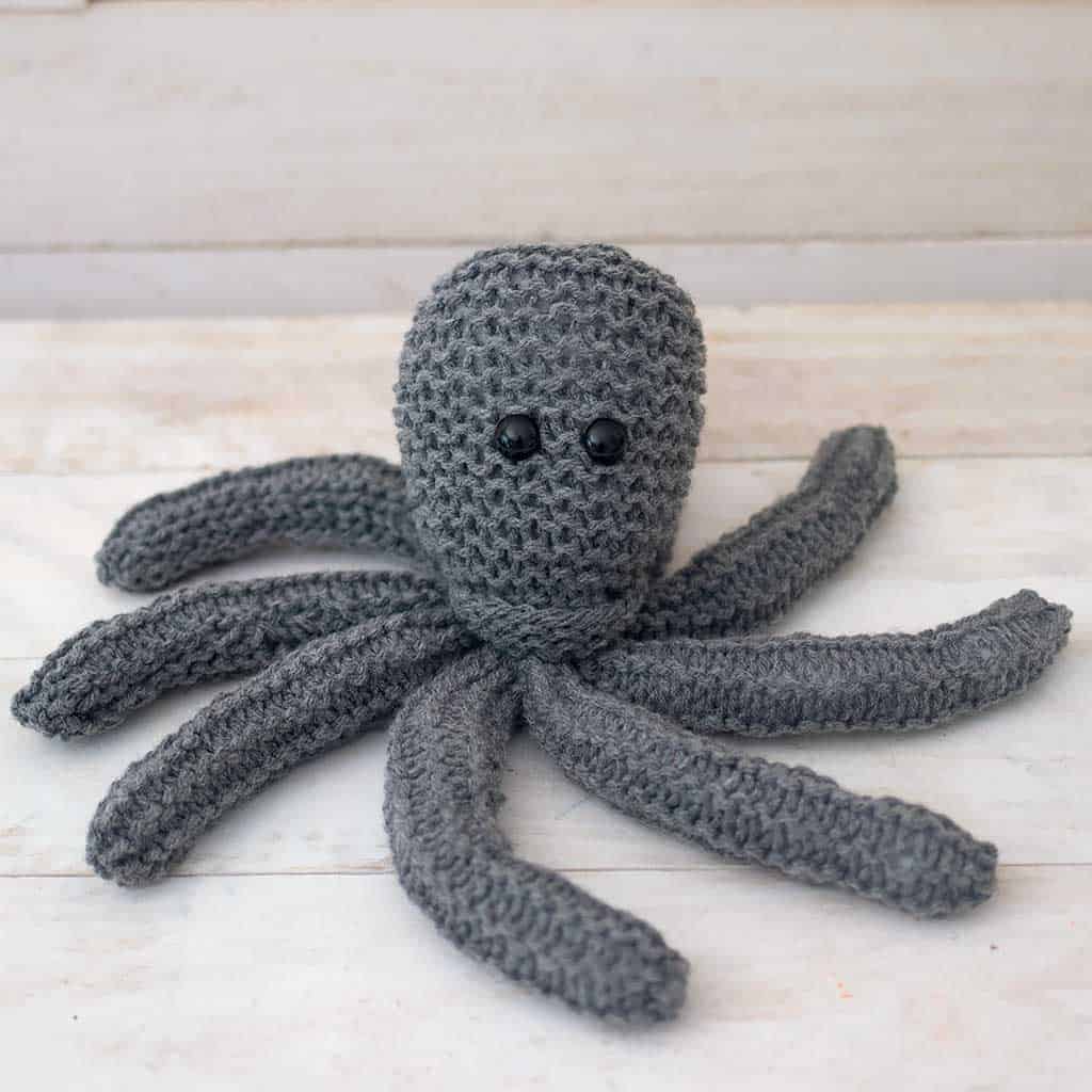 Easy Flat Knit Plush Octopus
