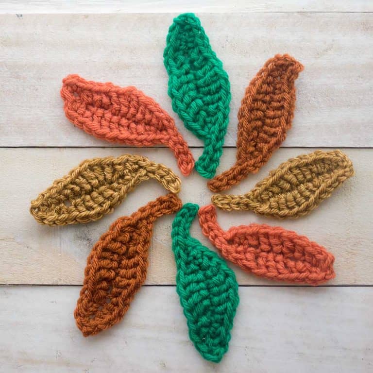 How to Crochet a Leaf (Easy Beginner Appliqué Pattern for Fall ...