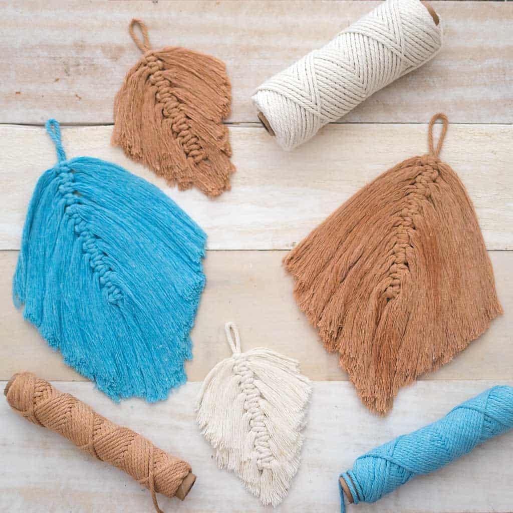 Free Tutorial: How to use yarn to make feathers - Love to Stitch