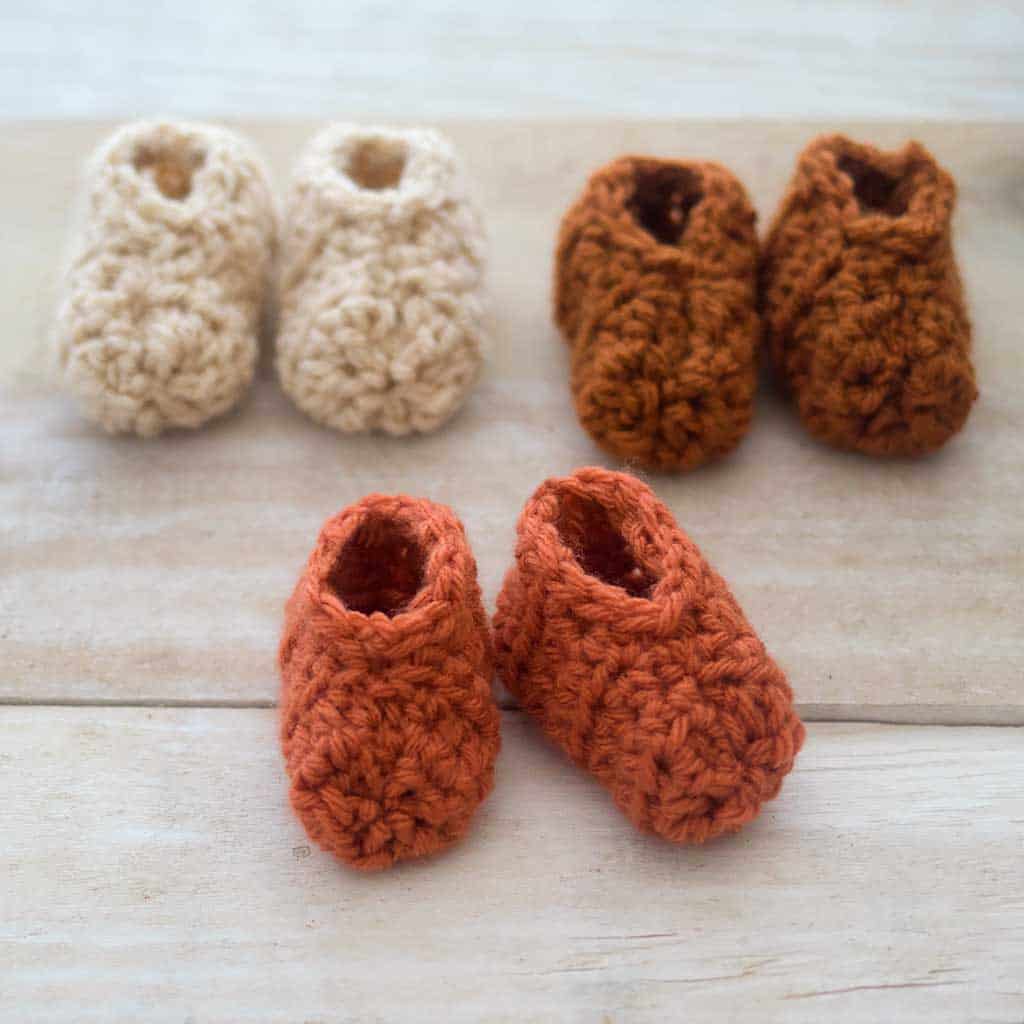 Baby booties crochet online for beginners