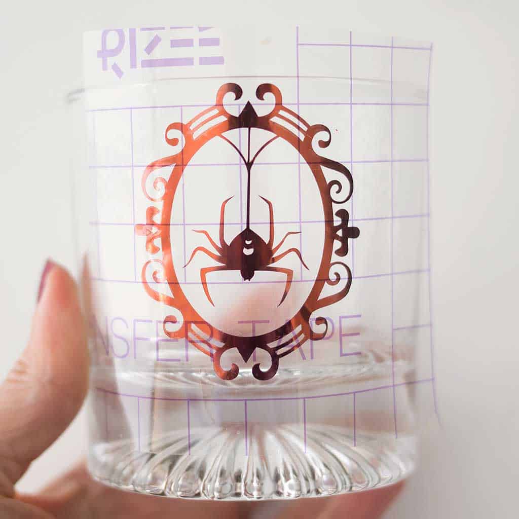 How to Apply Cricut Vinyl to Libbey Can Glasses