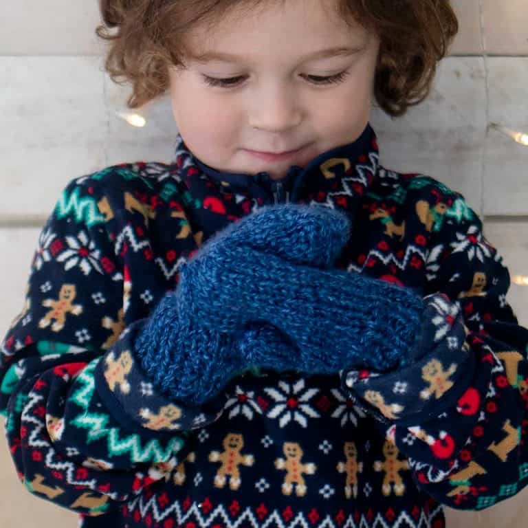 Easy Flat Knit Mittens for Kids