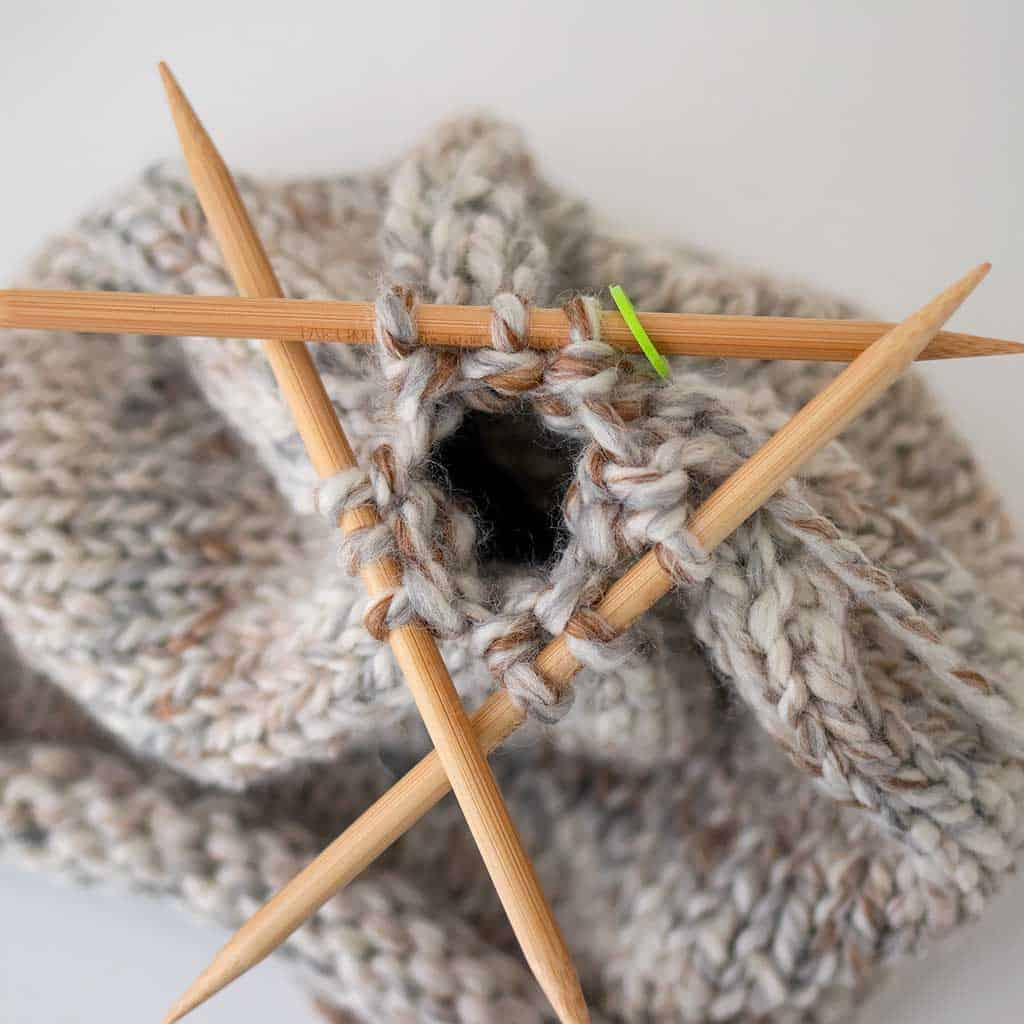 How to Knit a Hat on Circular Needles