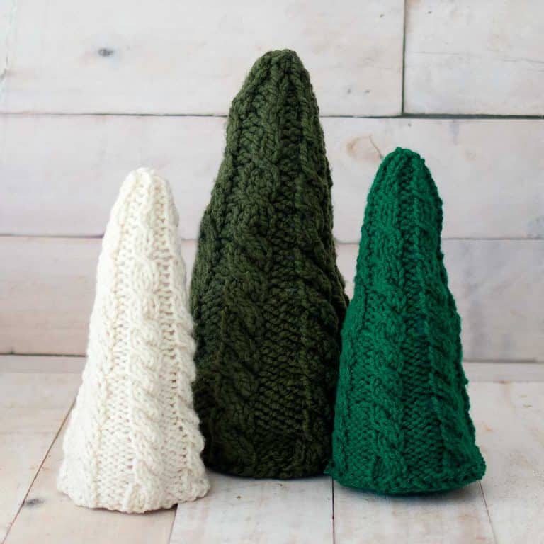 Cable Christmas Tree Knitting Pattern