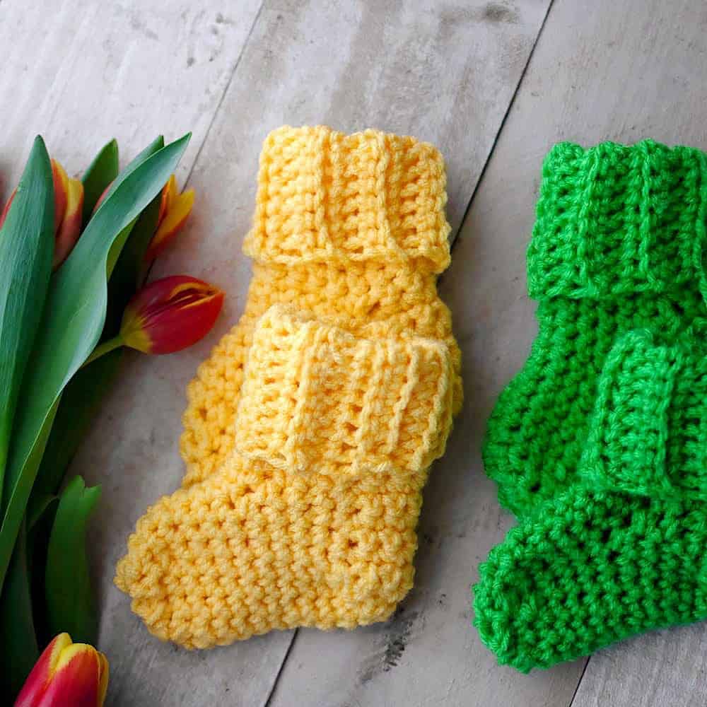 Easy Baby Socks Crochet Pattern