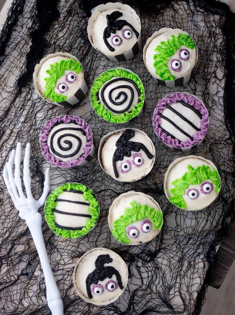 How to Make Beetlejuice Themed Cupcakes