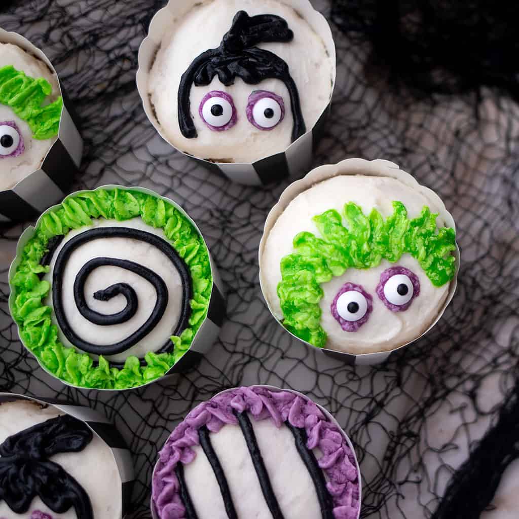 How to Make Beetlejuice Themed Cupcakes