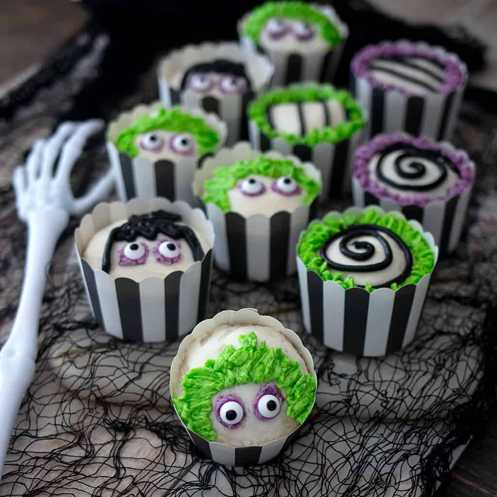 How to Make Beetlejuice Themed Cupcakes