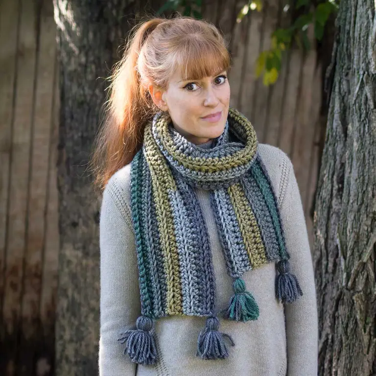 Easy Self Striping Scarf Crochet Pattern