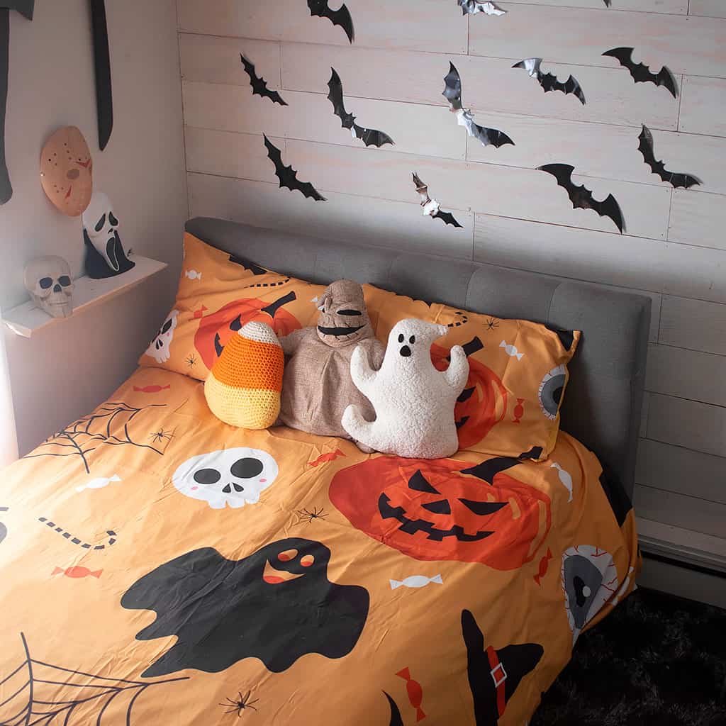 How to Transform Your Kid's Bedroom for Halloween