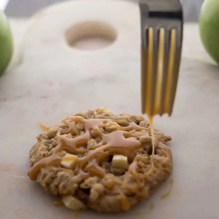 Vegan Salted Caramel Apple Cookies