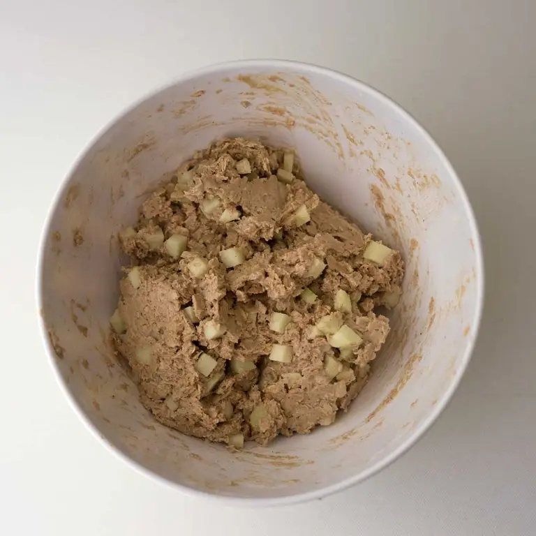 Vegan Salted Caramel Apple Cookies