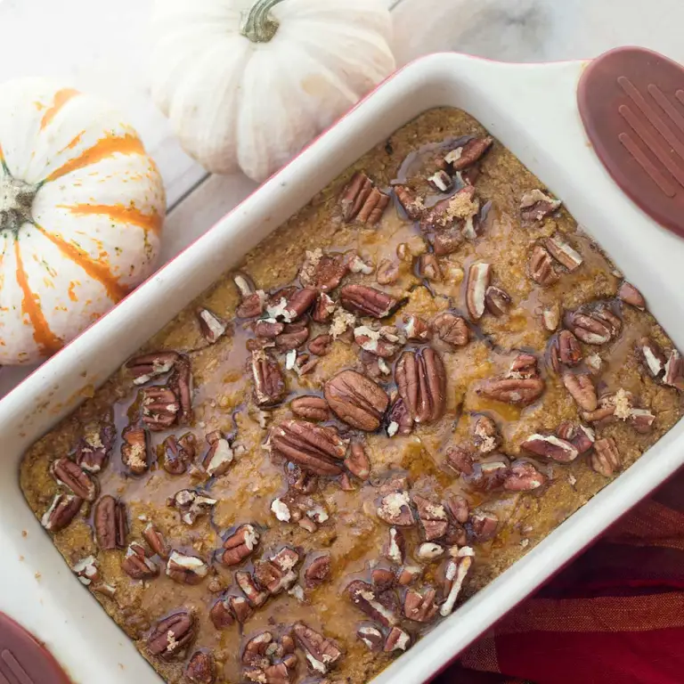 Easy Baked Vegan Pumpkin Oatmeal