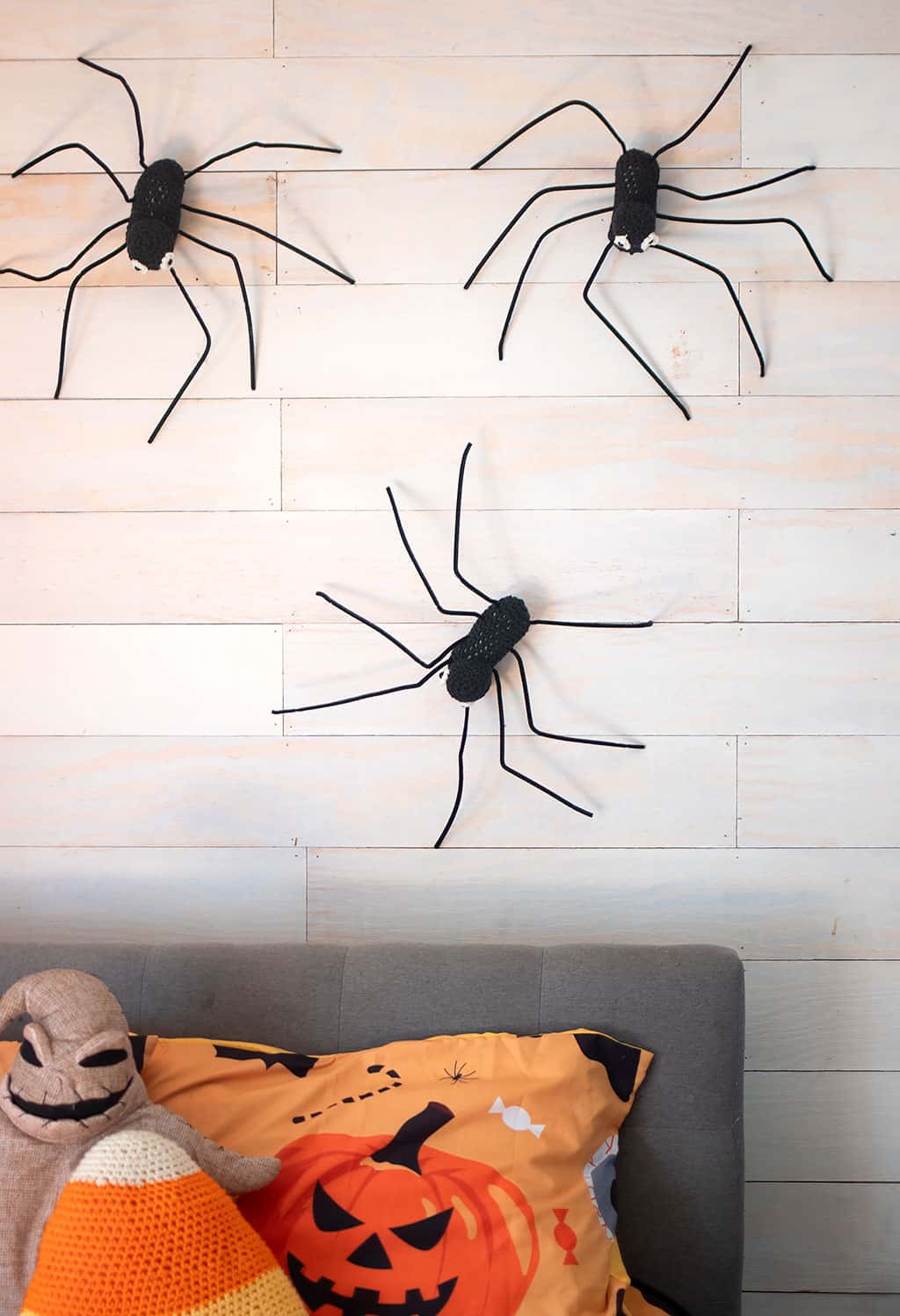 Easy Halloween Spiders Crochet Pattern