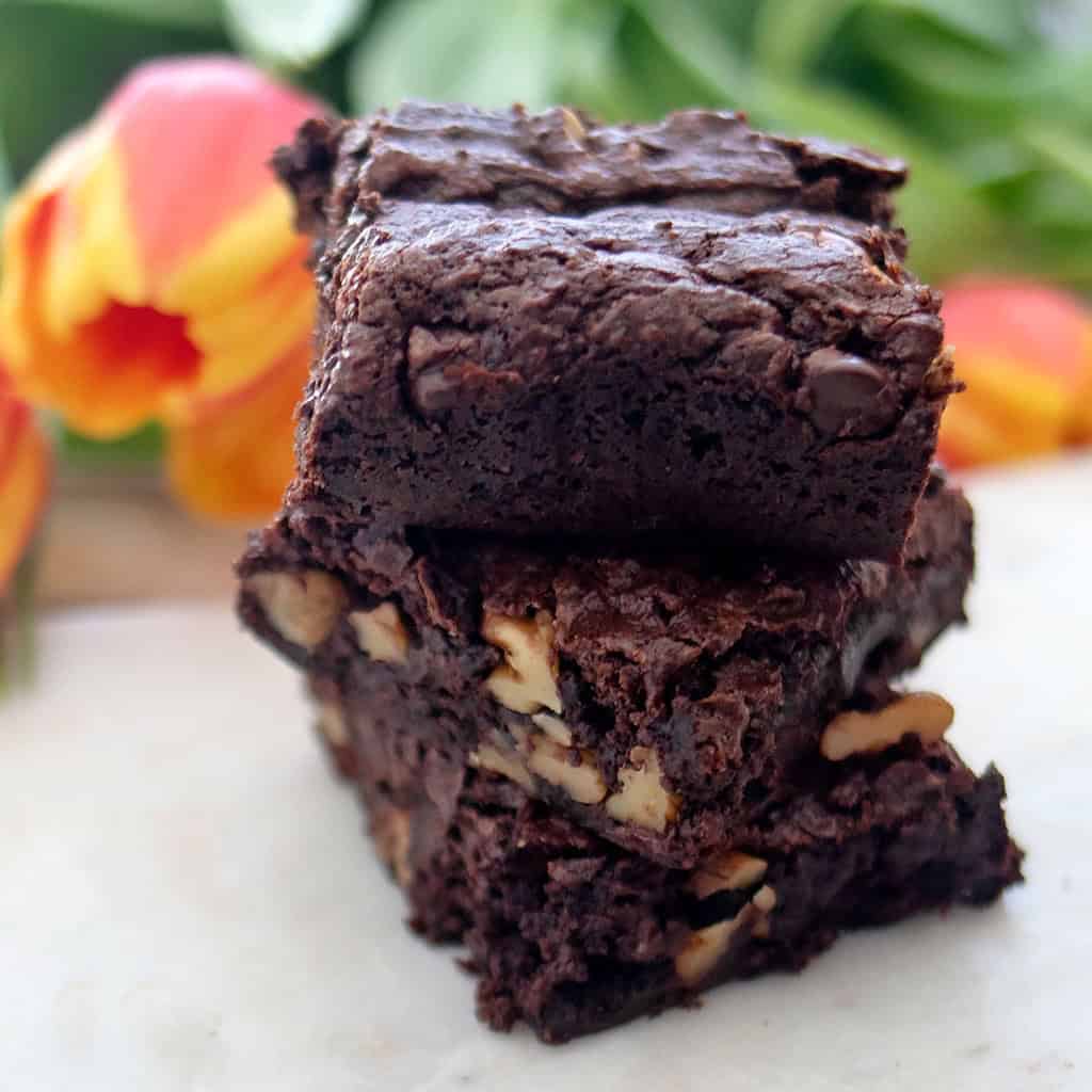 Easy and Amazing Vegan Brownies